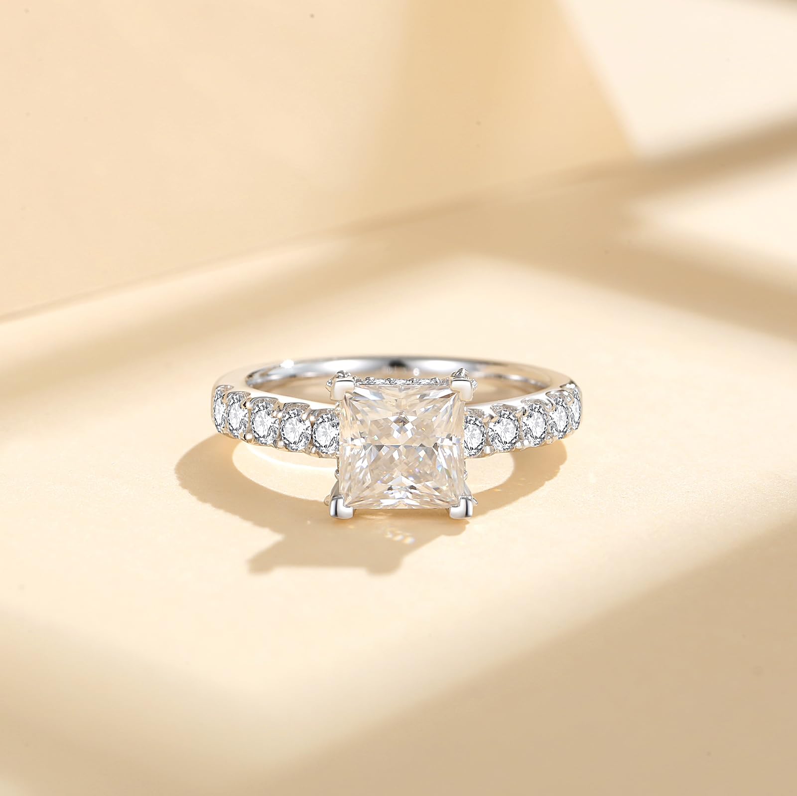 Moissanite Engagement Rings for Women,D Color VVS1 Princess Cut Moissanite Ring 925 Sterling Silver Plated 18K White Gold Wedding Ring