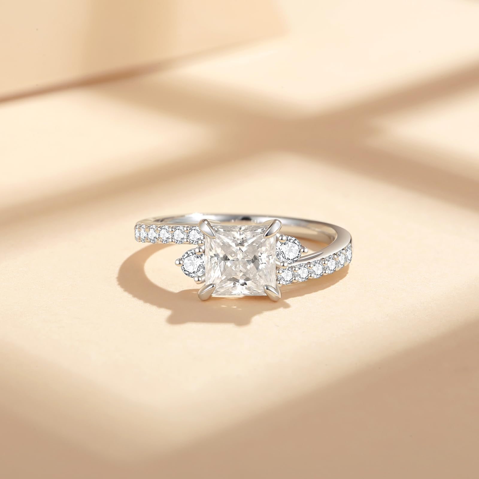 Moissanite Engagement Rings for Women,D Color VVS1 Princess Cut Moissanite Ring 925 Sterling Silver Plated 18K White Gold Wedding Ring