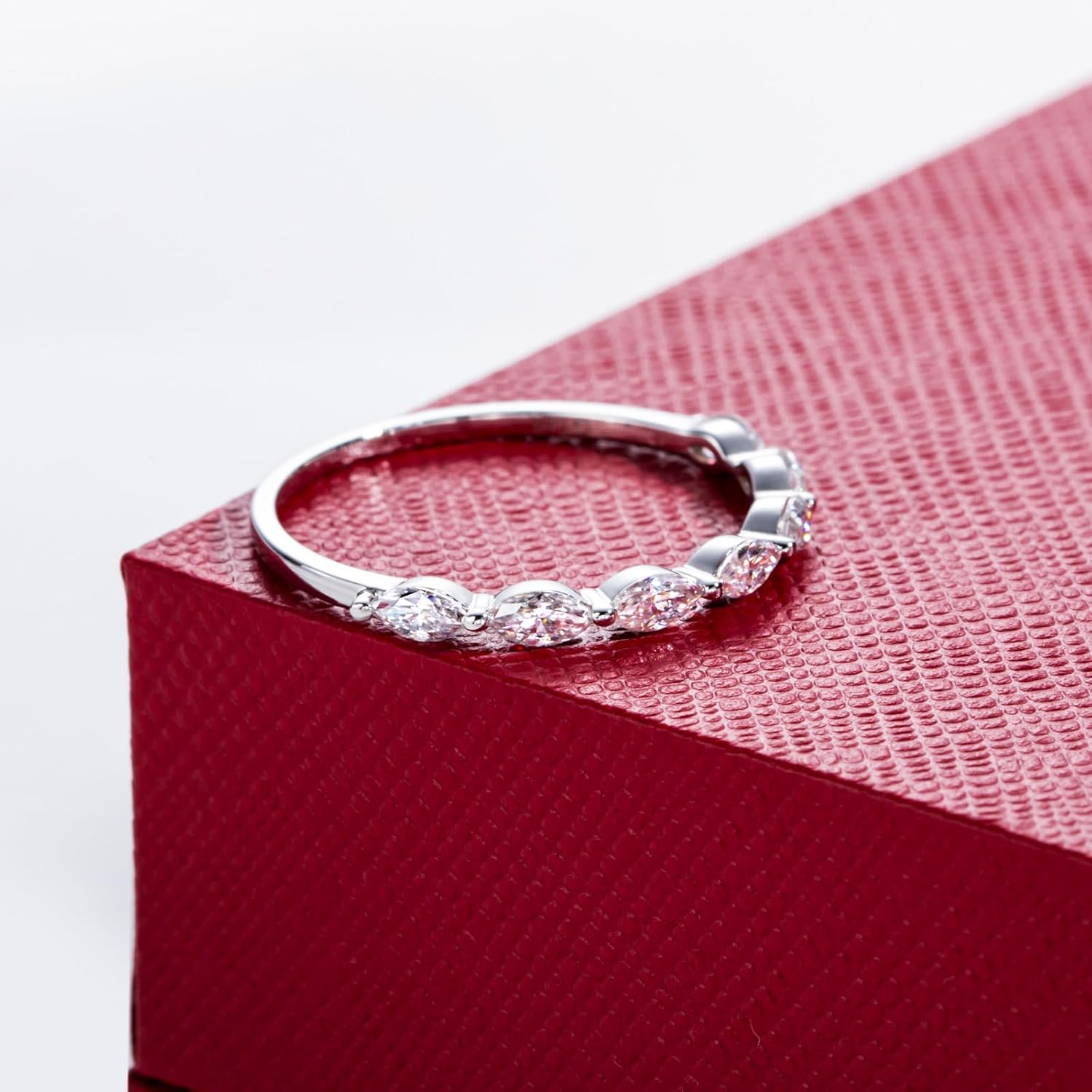 CADYNO 14K White Gold/Yellow Gold Half Eternity Ring, 0.7-1.5 CTTW Moissanite Lab Grown Created Diamond, D Color and VVS, Solid Real Gold Wedding Ring for Women