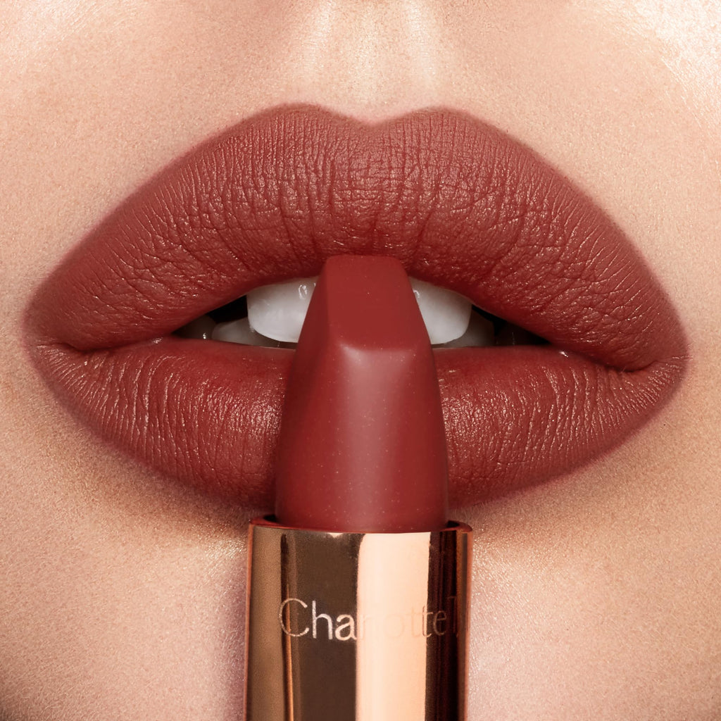 Charlotte Tilbury Matte Revolution Lipstick - Long Lasting, Matte Lipstick with Buildable Color & Lip-Loving Ingredients - Creamy, Easy to Blend Formula