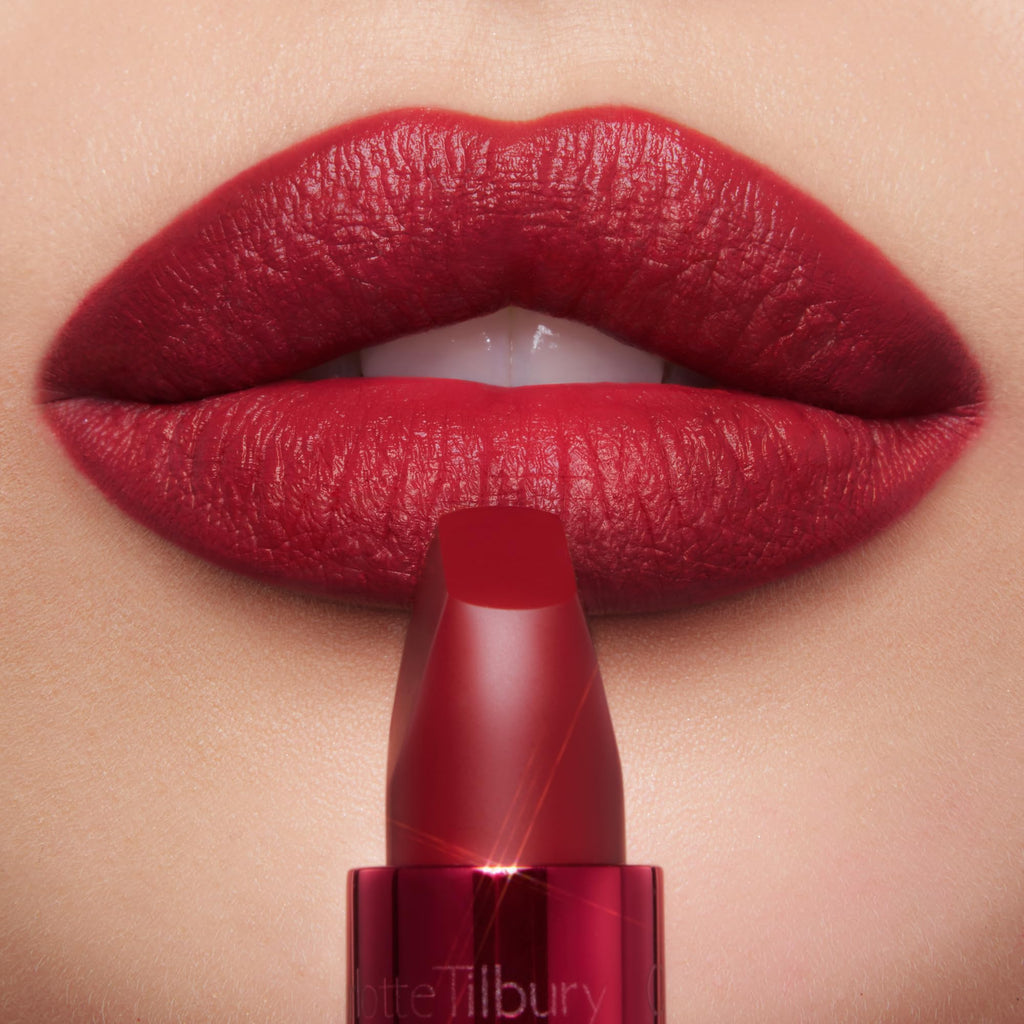 Charlotte Tilbury Matte Revolution Lipstick - Long Lasting, Matte Lipstick with Buildable Color & Lip-Loving Ingredients - Creamy, Easy to Blend Formula