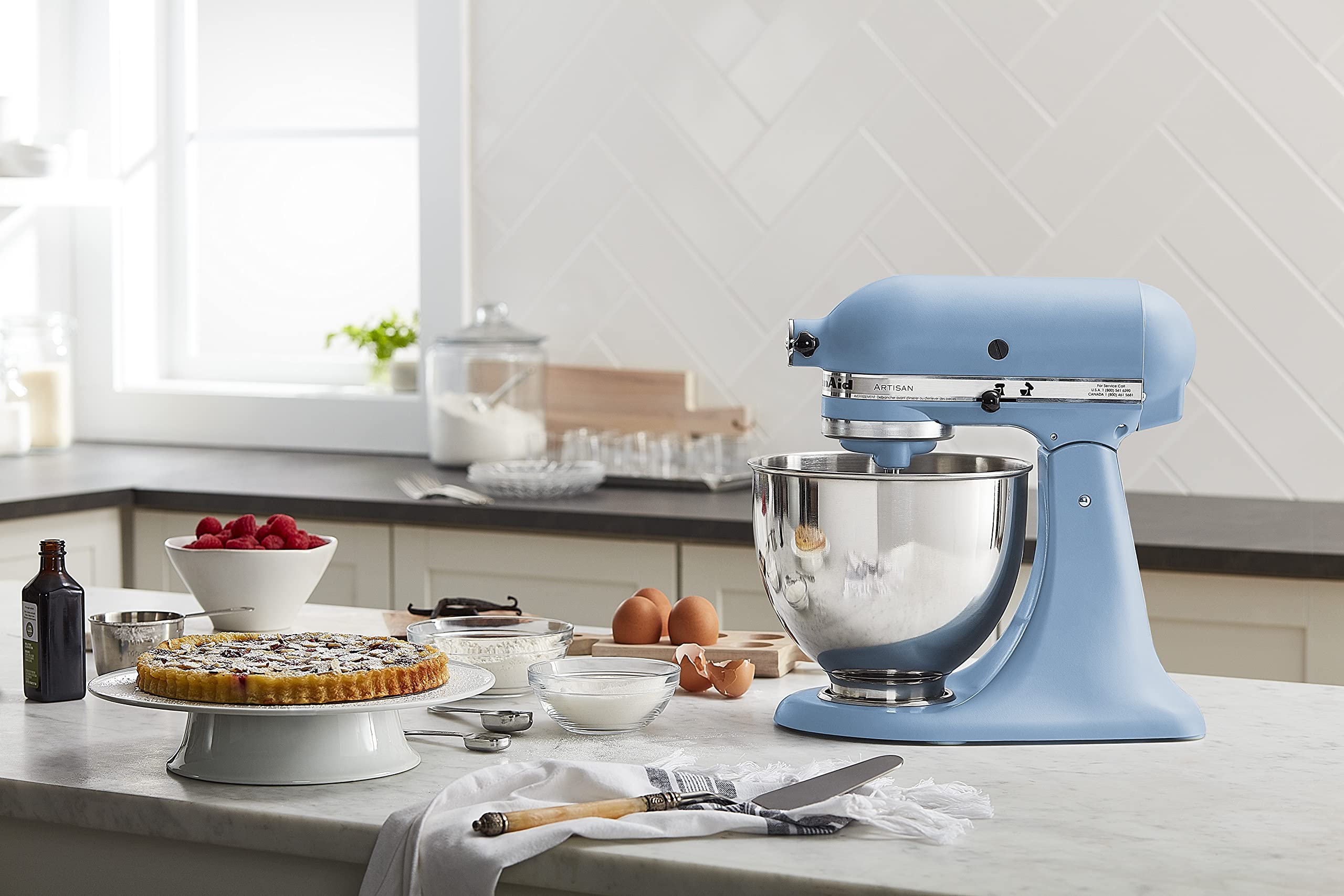 KitchenAid Artisan Series 5 Quart Tilt Head Stand Mixer with Pouring Shield KSM150PS, Almond Cream
