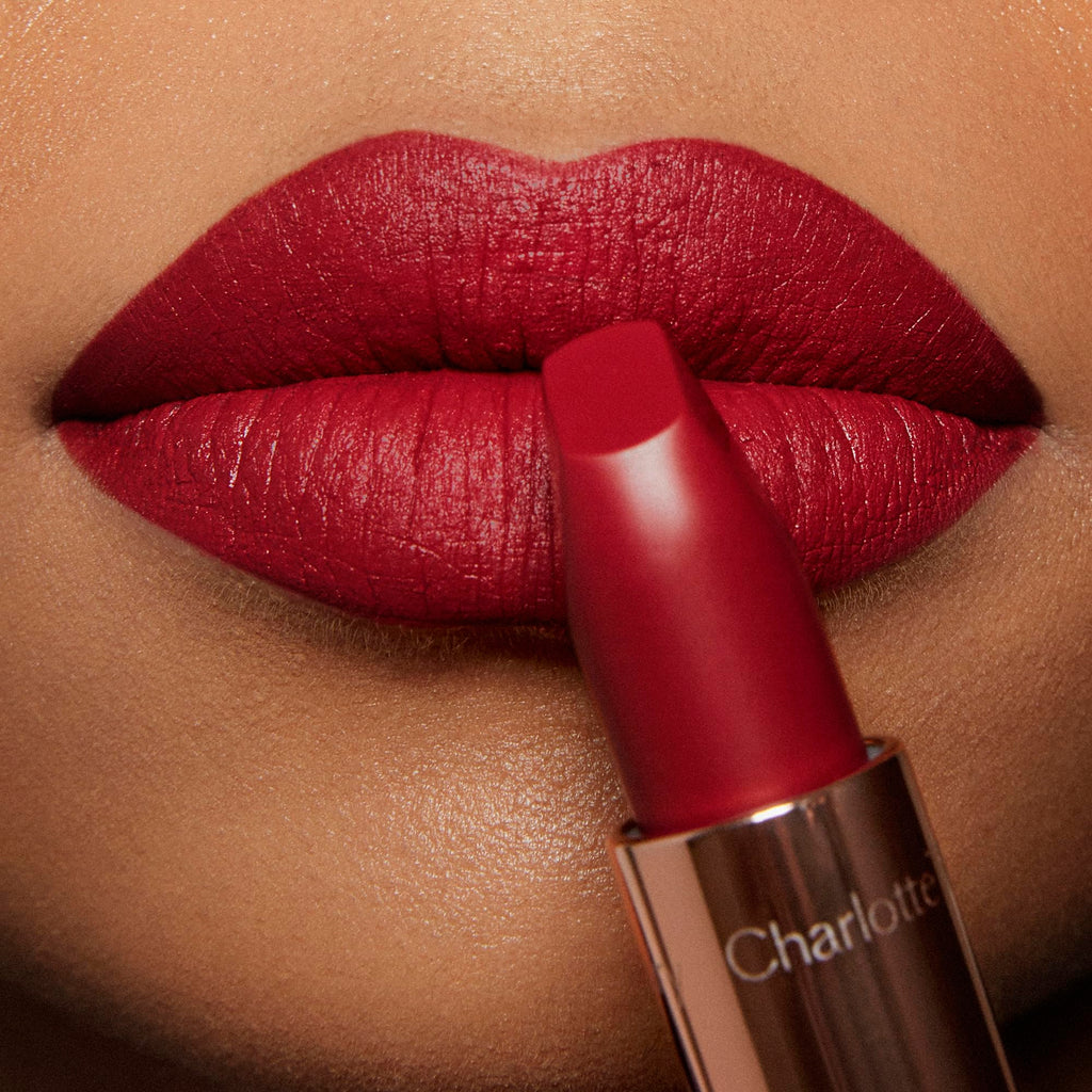 Charlotte Tilbury Matte Revolution Lipstick - Long Lasting, Matte Lipstick with Buildable Color & Lip-Loving Ingredients - Creamy, Easy to Blend Formula
