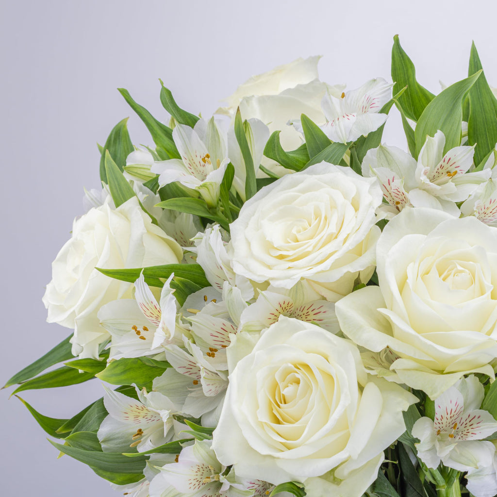 Benchmark Bouquets - Charming Roses & Alstroemeria (Glass Vase Included) - Fresh Flowers for Delivery - Gift for Graduation, Birthday, Anniversary, Sympathy, Get Well, Congratulations